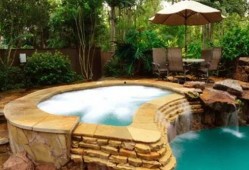 温泉热点爆料视频大全,热点爆料视频大全精彩回顾