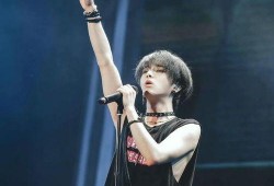 华晨宇四面台爆料视频大全,华晨宇四面台演唱会精彩瞬间大盘点