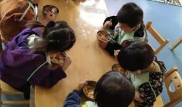 幼儿园吃饭爆料视频,温馨瞬间与成长点滴