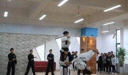 新闻联播爆料热线